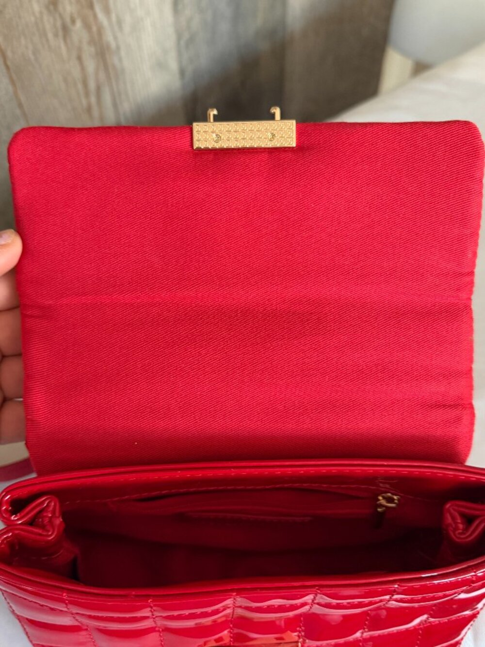 Like Dreams Bubble Quilted Cross Body Purse - Picture 9 of 12